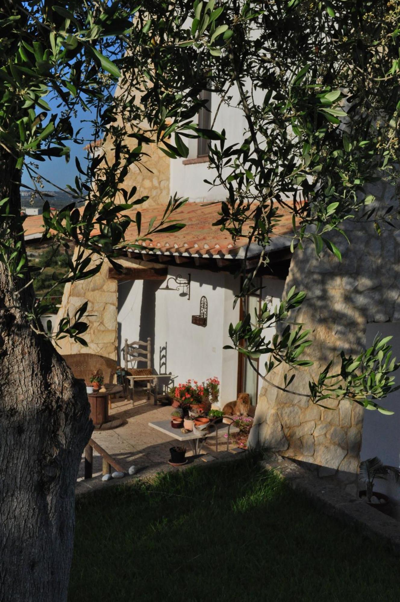 Badde Cubas Bed and breakfast Usini